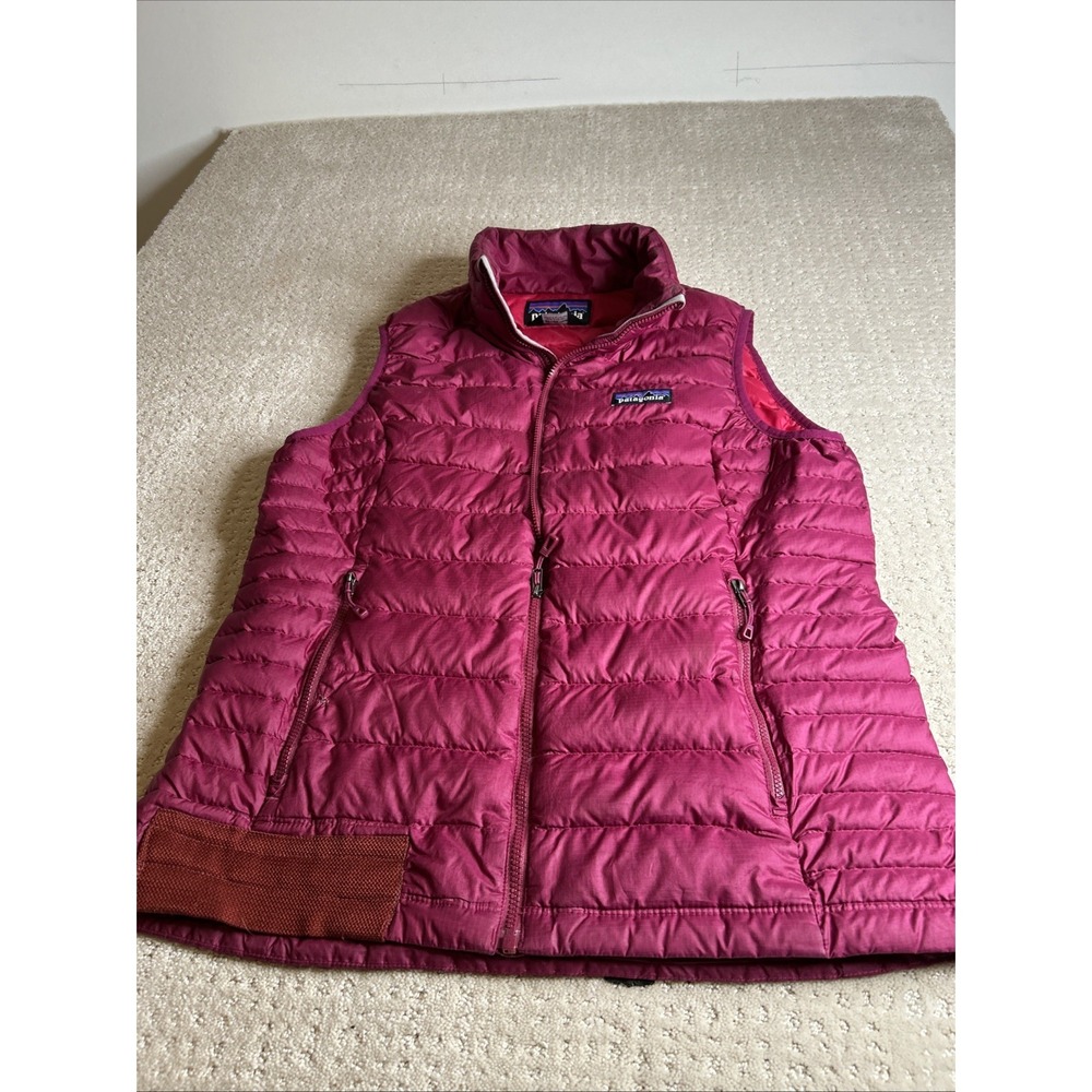 Patagonia Worn Wear‎ Down / Feather  Vest Women's M Cranberry
